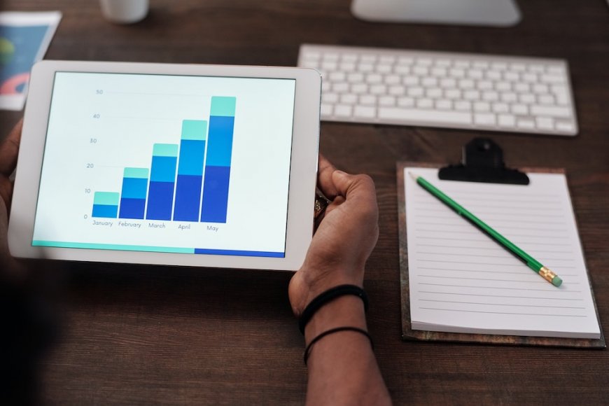 Building a Strong Brand Identity: Key Steps and Strategies